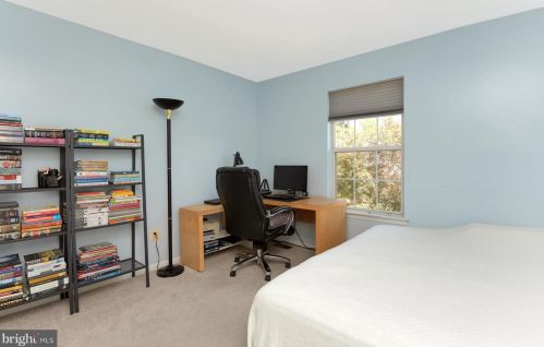 5 Brookline Ct, Princeton NJ  08540-1741 exterior