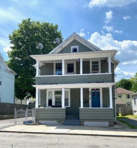 48 Hilarity St, Providence, RI 02909-5709