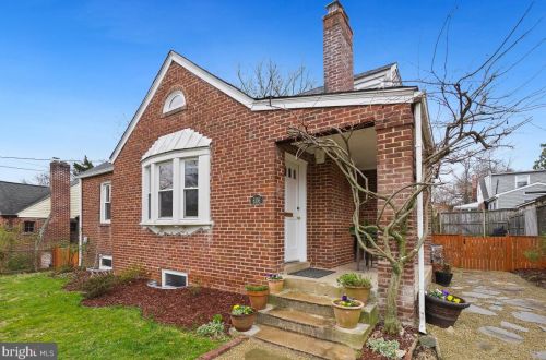 606 Gist Ave, Silver Spring MD 20910-4921 exterior