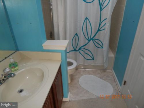 4402 Cavalcade Ct, Burtonsville, MD 20866-2204