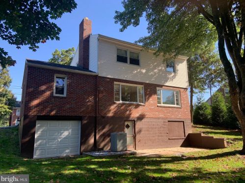 109 Pine St, Ephrata, PA 17522-2135