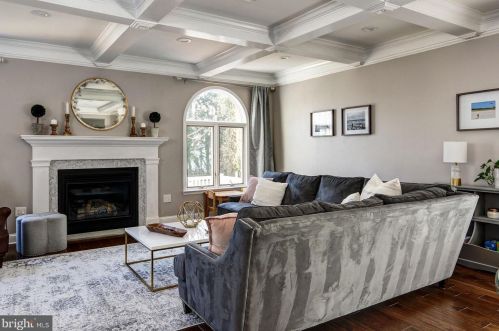 537 Grv St, Haddonfield NJ 08033-1220 exterior