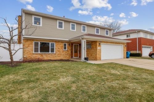 720 Winston Dr, Melrose Park, IL 60160-2353