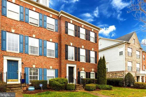1014 Hampton St, Fredericksburg, VA 22401-2601