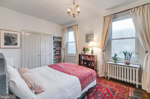 1307 Ellsworth St, Philadelphia PA  19147-4415 exterior