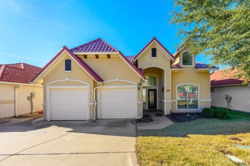 2058 Pontchartrain Dr, Rockwall, TX 75087-6542
