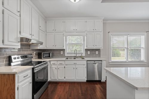 114 Wisteria Way, Stockbridge GA 30281-6515 exterior