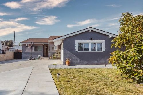 1657 Cubbon St, Santa Ana, CA 92703-4603
