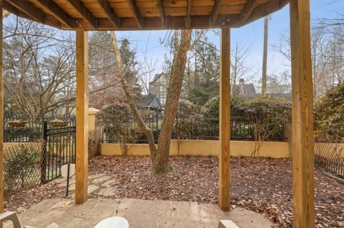 2483 Brookhaven Hts Ct, Atlanta GA  30319-5243 exterior