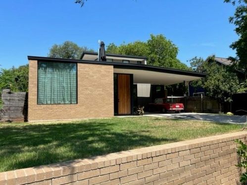 1602 3rd St, Austin TX  78702-4418 exterior