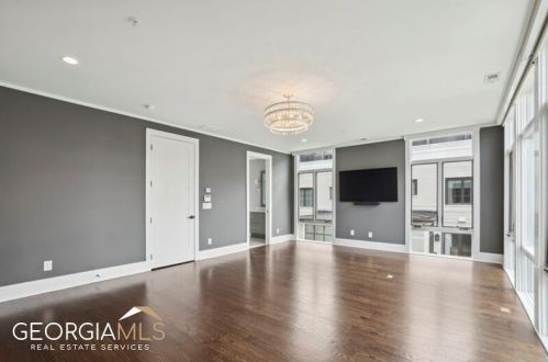 1074 Abington Ct, Atlanta GA  30319 exterior