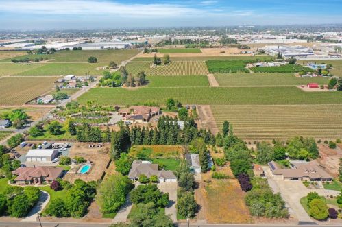 16633 Tecklenburg Rd, Lodi, CA 95240-9340