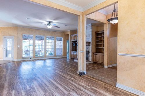 3104 Marble Ct, Granbury TX  76049-2985 exterior