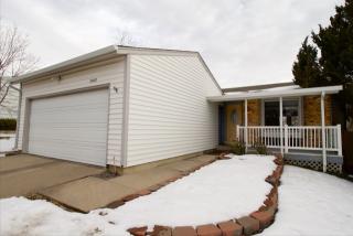 19147 Milan Cir, Denver, CO 80013-3661