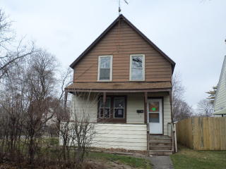 854 Adams St, Waukegan, IL 60085-7434