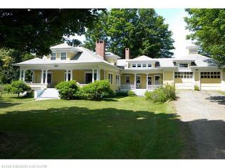 29 Sawyer St, Phillips, ME 04966-4522