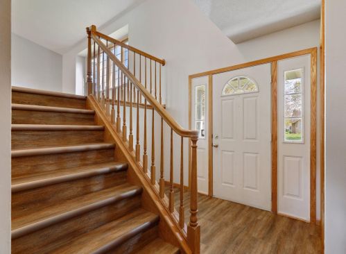 9424 Cortland Rd, Saint Paul MN  55125-9154 exterior