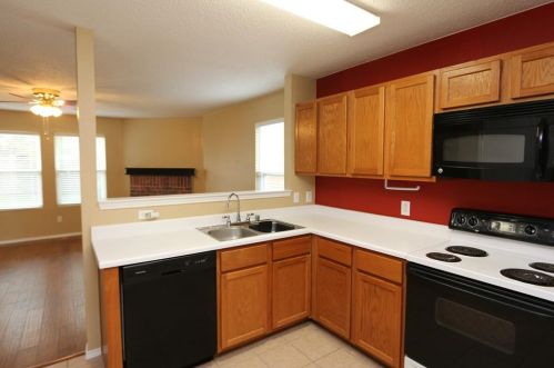 5636 Ainsdale Dr, Fort Worth TX  76135-1445 exterior