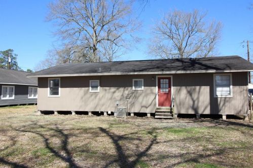 1018 Hickory St, Lakeview, TX 77662
