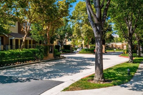 2108 Timberwood, Irvine, CA 92620-0270
