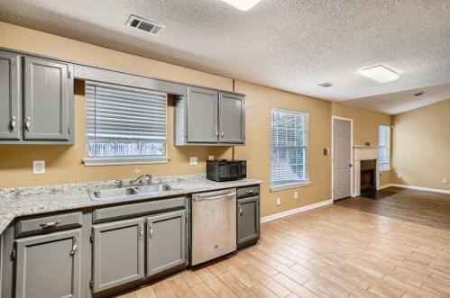 6988 New Dl Rd, Rex GA 30273-2178 exterior