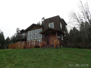 575 Lofall Rd, Breidablick, WA 98370-9207