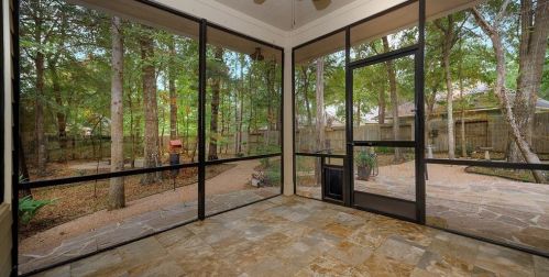 42 Lilac Ridge Pl, Conroe, TX 77384-4649