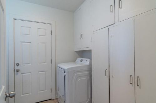 1645 Canal Farm Ln, Los Banos CA 93635-4405 exterior