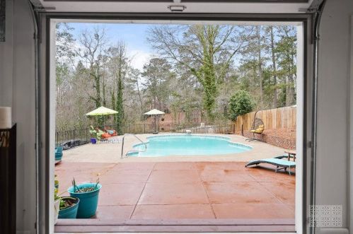 3679 Herschel Rd, Atlanta GA  30337-2306 exterior