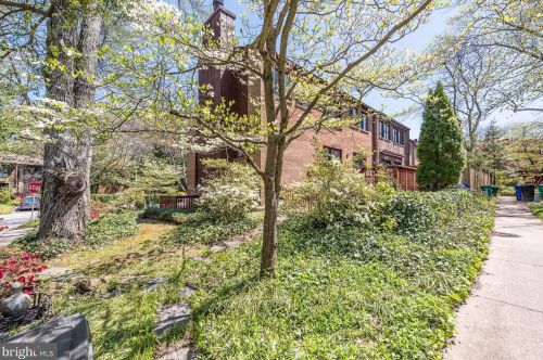 5612 Thicket Ln, Columbia MD  21044-2527 exterior