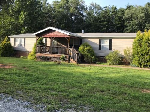 262 Vista Dr, Nebo, NC 28761-8404