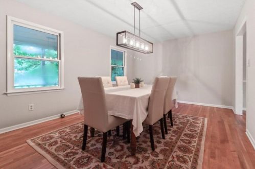 100 Bent Arrow Dr, Stockbridge GA  30281-4839 exterior