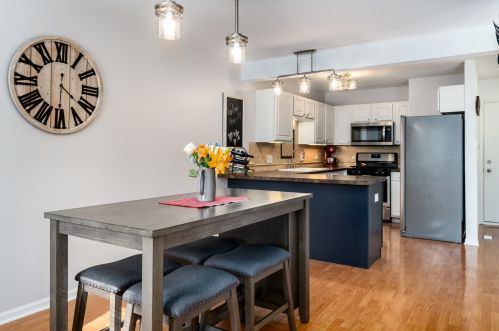 820 Elizabeth Ln, Pingree Grove IL  60140-7715 exterior