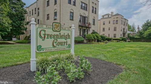 210 Maple Ave, Camden, NJ 08109-2615