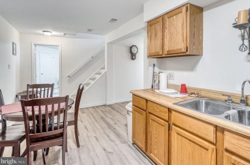 12125 Darnley Rd, Woodbridge VA  22192-6615 exterior