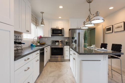 155 Rosebay Dr, Encinitas, CA 92024-3333