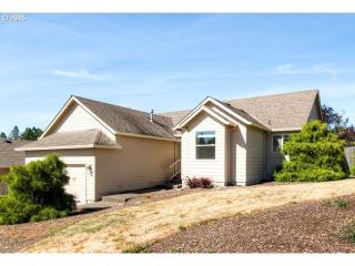 15739 Hawk Ct, Sherwood, OR 97140-8676