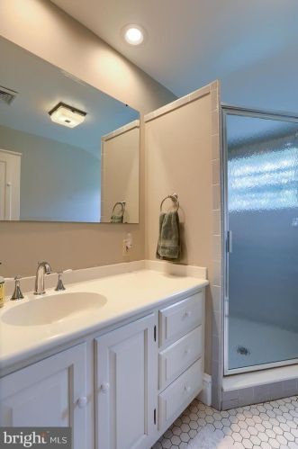 1130 Wheatland Ave, Lancaster PA  17603-2543 exterior
