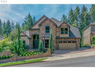 908 35th Ave, Camas, WA 98607-6840
