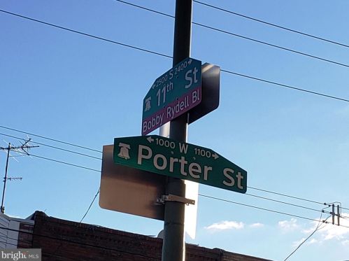 2441 11 St, Philadelphia PA  19133-1414 exterior