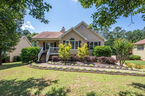 2110 Etowah Valley Dr, Holly Springs, GA 30189-2484