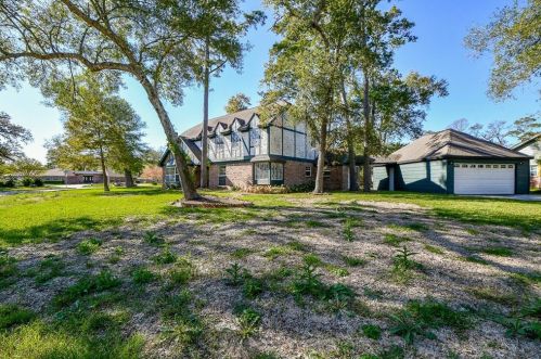 3202 Lazy Pine Ln, Morgans Point, TX 77571-6924