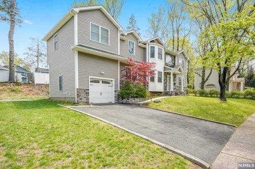 1137 Korfitsen Rd, N Milford, NJ 07646-2410