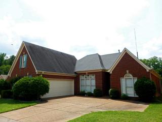 1075 Links View Ln, Cordova, TN 38018-1824