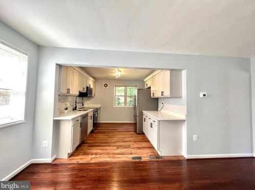 11706 Hatcher Pl, Silver Spring MD 20902-2316 exterior