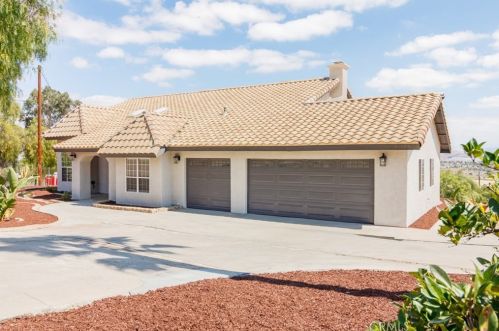 21726 Prospect St, Perris, CA 92570-7792
