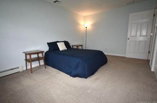 560 Wood Duck Dr, Torrington CT  06790-2587 exterior