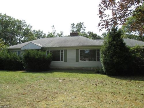 26327 Hilliard Blvd, Cleveland OH  44145-3207 exterior
