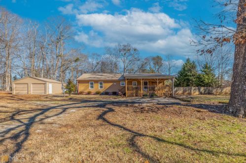 2711 Athens Hwy, Jefferson, GA 30549-5845