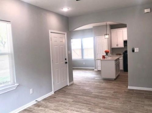 609 Loney St, Fort Worth TX  76104-3838 exterior